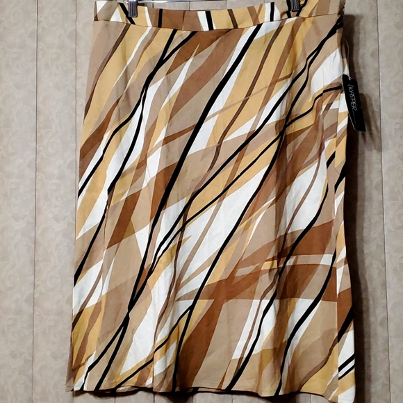 KASPER Printed Plus Size A-line Maxi Skirt 18W Yellow Gold NWT - Picture 1 of 6